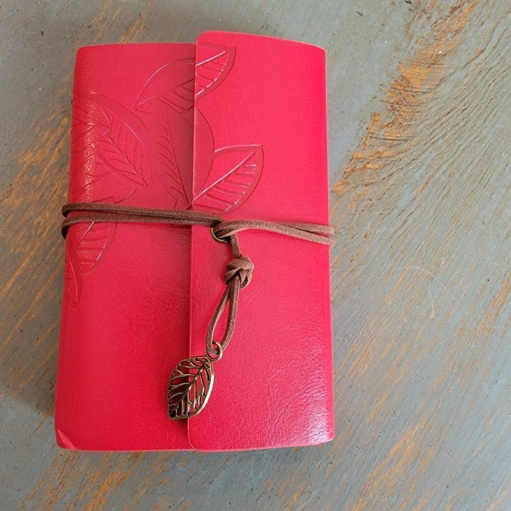 Red Boho‎ Notebook Journal with Leaf Design to Fit in your Handbag - NWOT